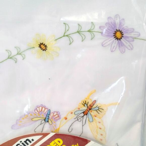 Imported Embroidered Tier Curtain Butterfly Floral Whimsy 70x36" Pair NEW Vintag - Picture 2 of 6